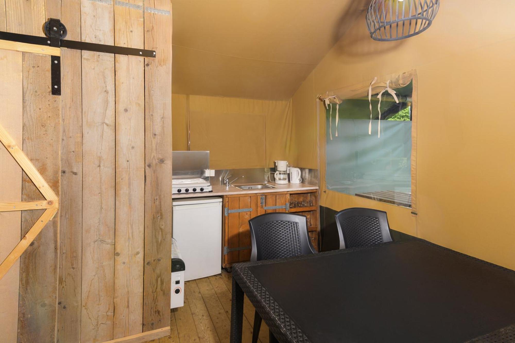 Camping 2000 Januv Dul Екстер'єр фото