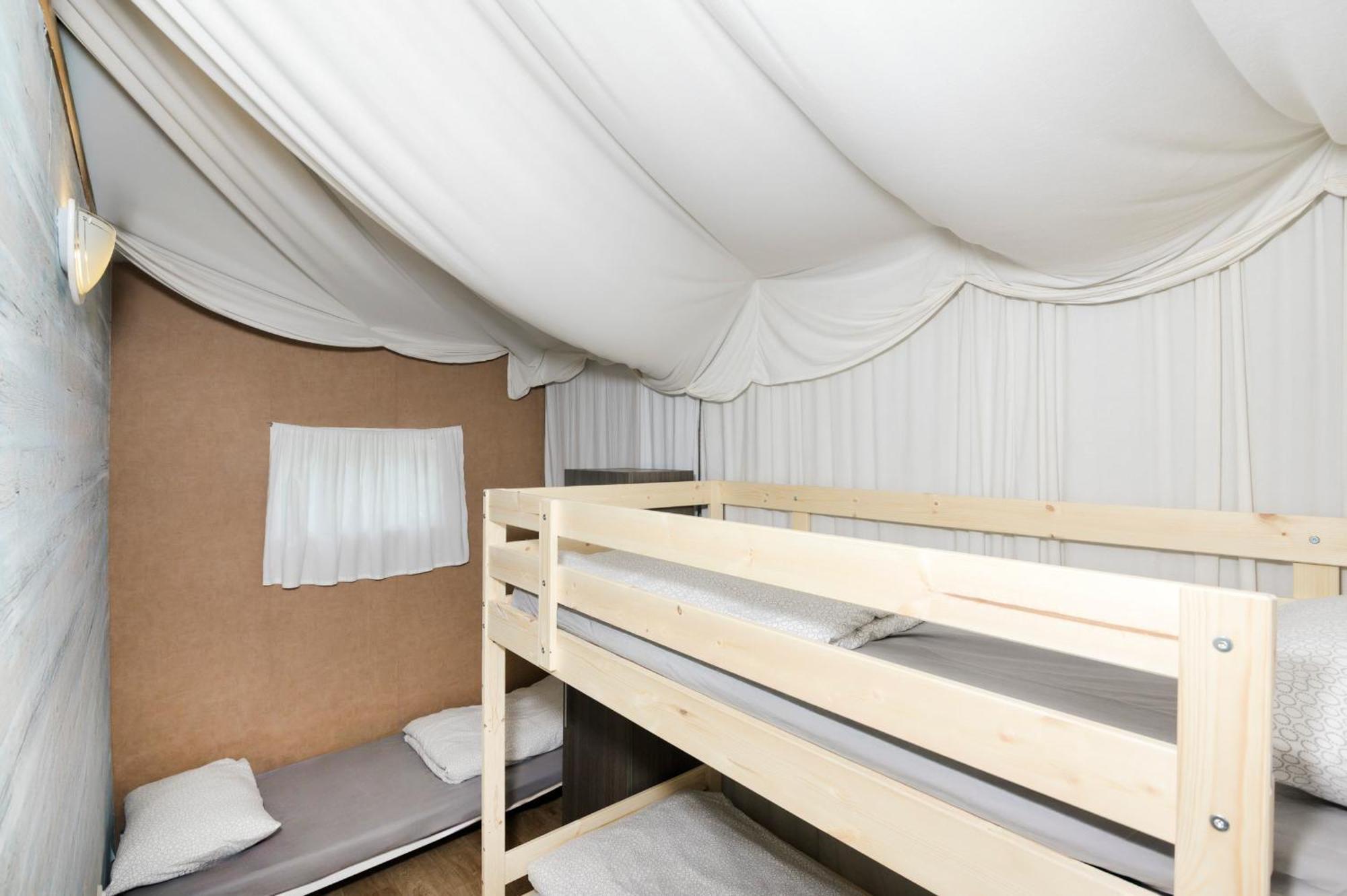 Camping 2000 Januv Dul Екстер'єр фото