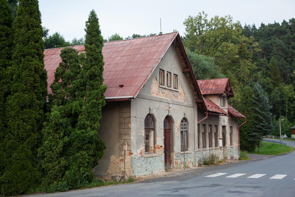 Camping 2000 Januv Dul Екстер'єр фото