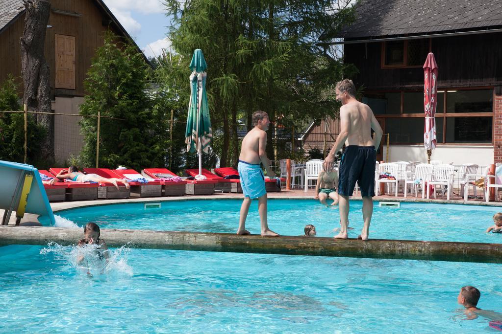 Camping 2000 Januv Dul Екстер'єр фото