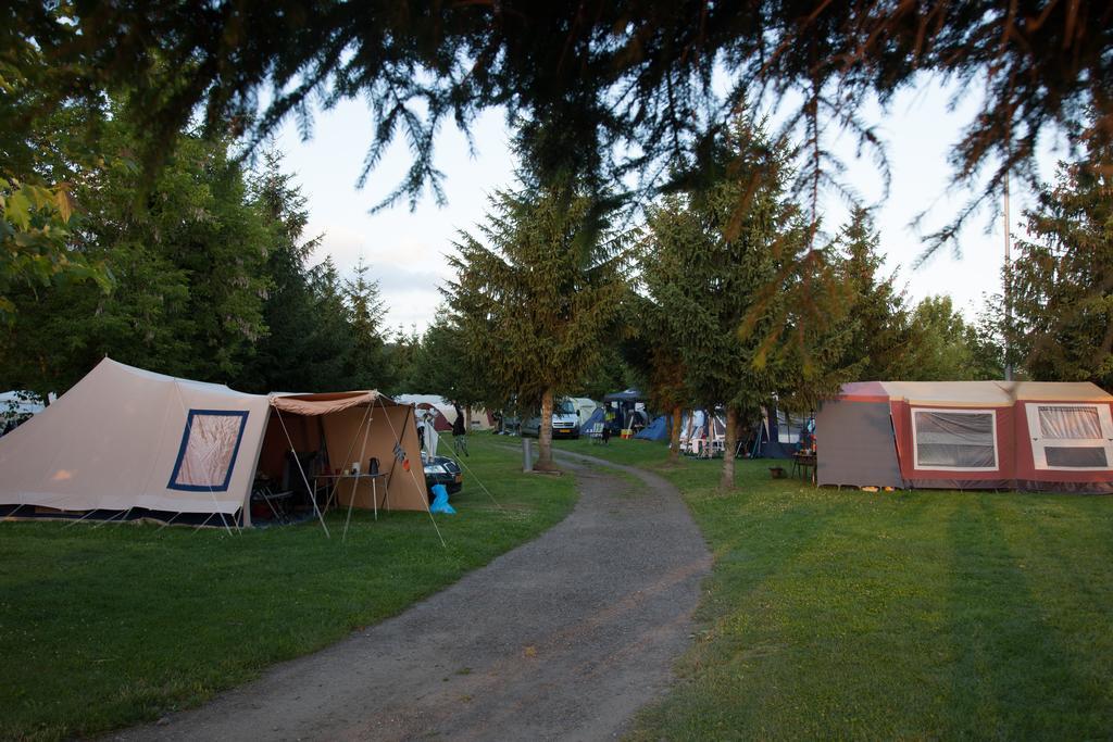 Camping 2000 Januv Dul Екстер'єр фото